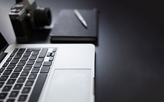 人民币兑美元中间价报7.1696，调升45点